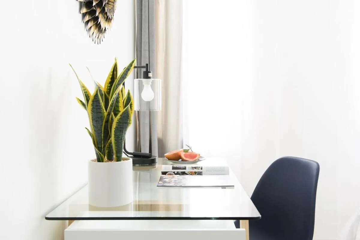 뉴욕 75-2B Prime Upper East Brand New 1Br W&D Elev 아파트 미국