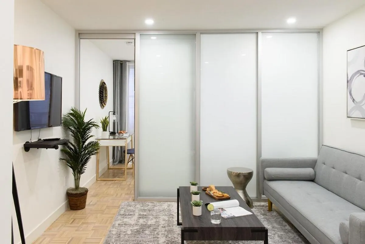 뉴욕 75-2B Prime Upper East Brand New 1Br W&D Elev 아파트 0*,  미국